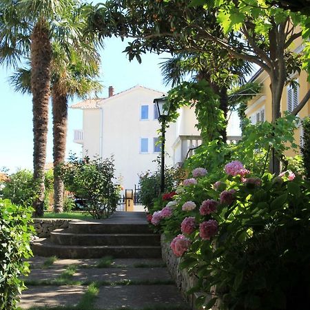 Vila Rojana Vodice Exteriör bild