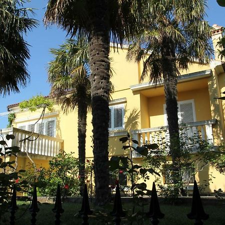 Vila Rojana Vodice Exteriör bild