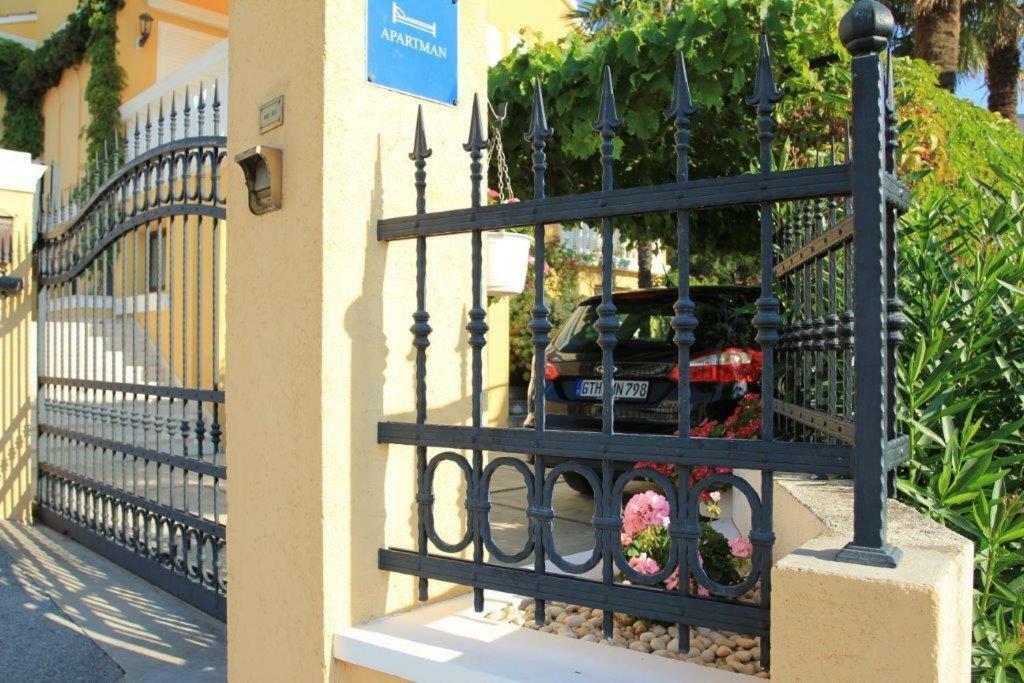 Vila Rojana Vodice Exteriör bild